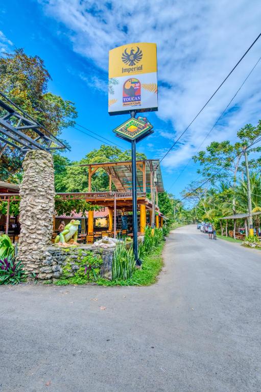Beach, Atlantida Lodge in Cahuita