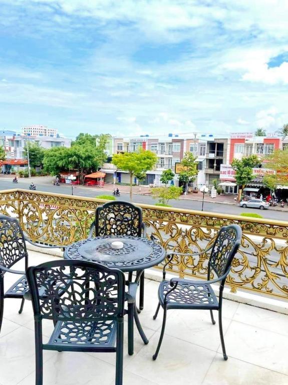 Khách Sạn Tường Vy