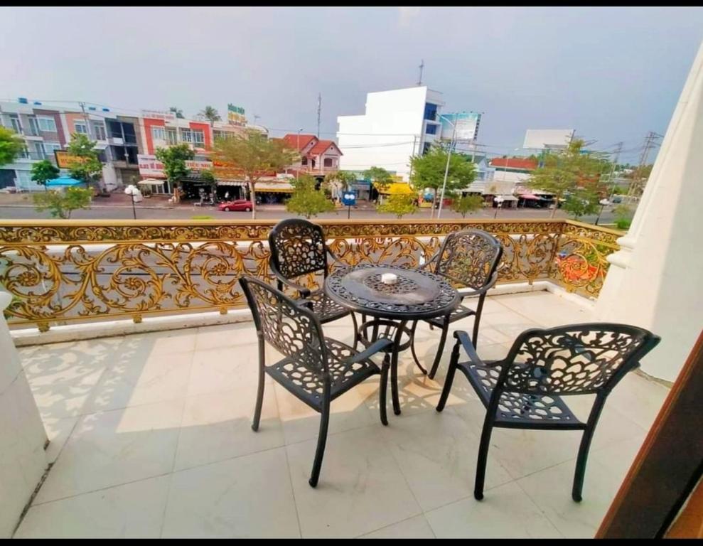 Khách Sạn Tường Vy