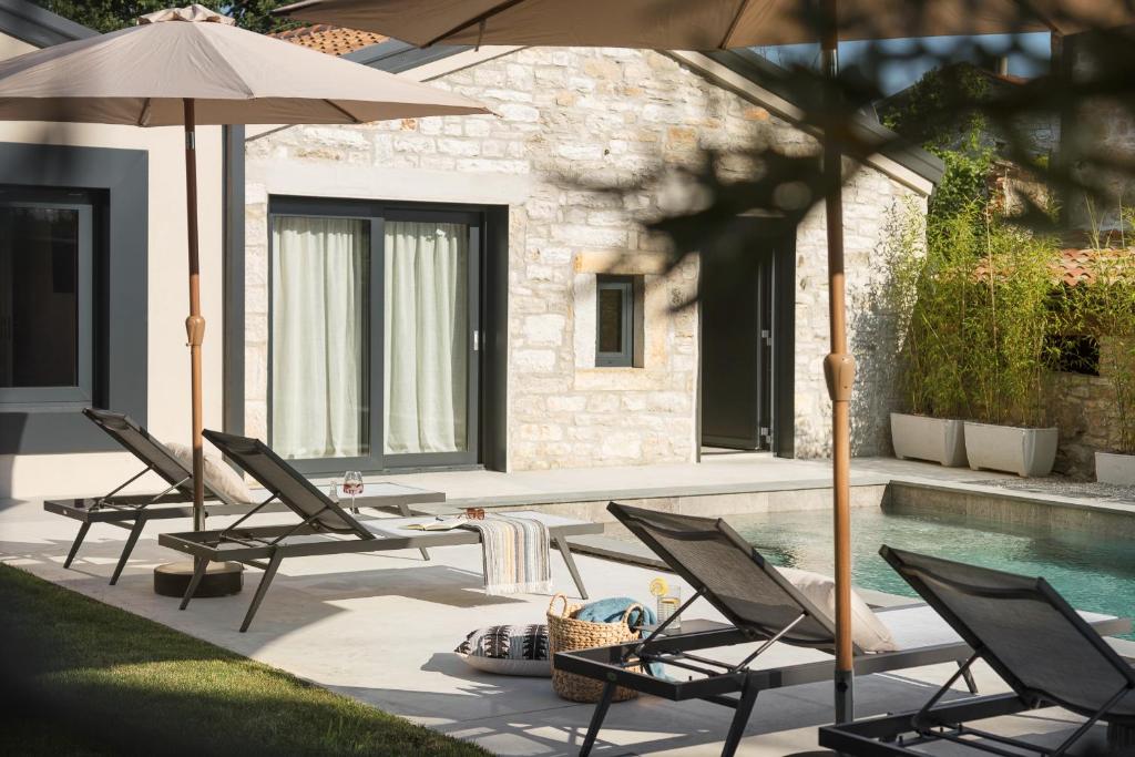 Bino Marija, Kirmenjak