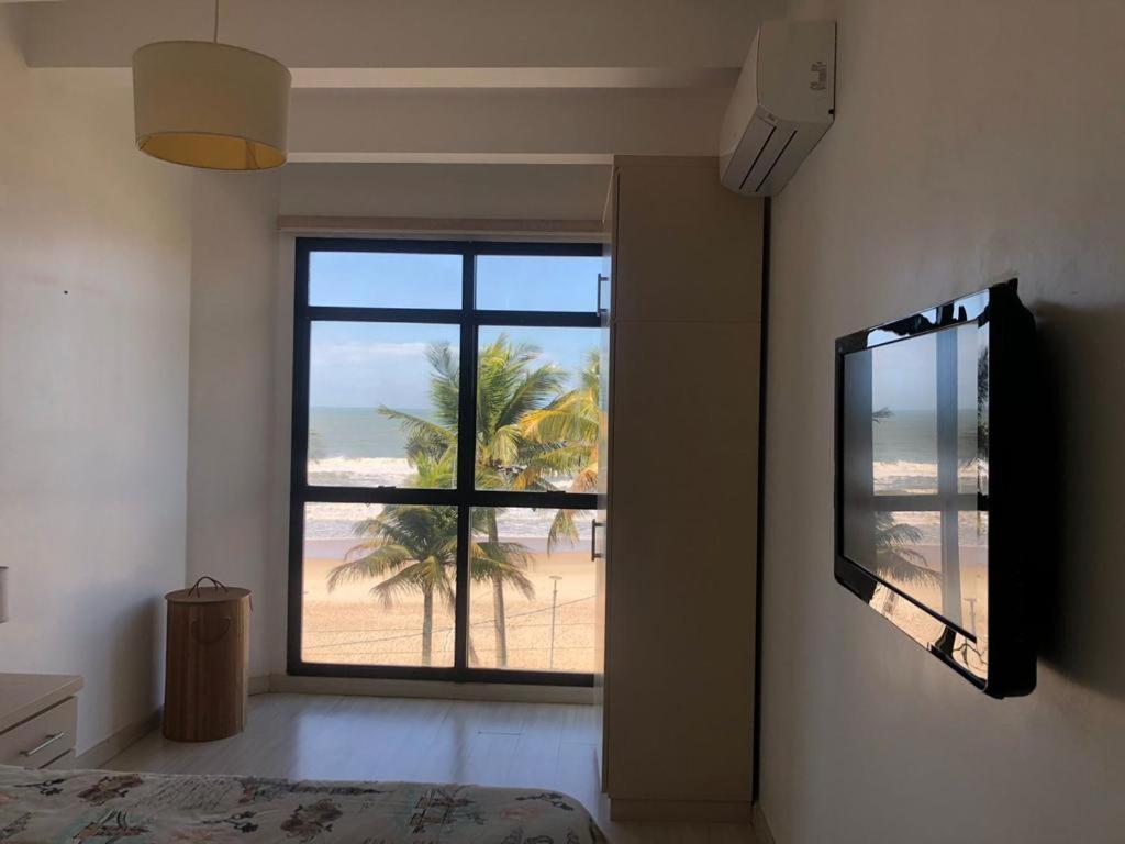 Pé na areia Praia do Tombo, Guarujá