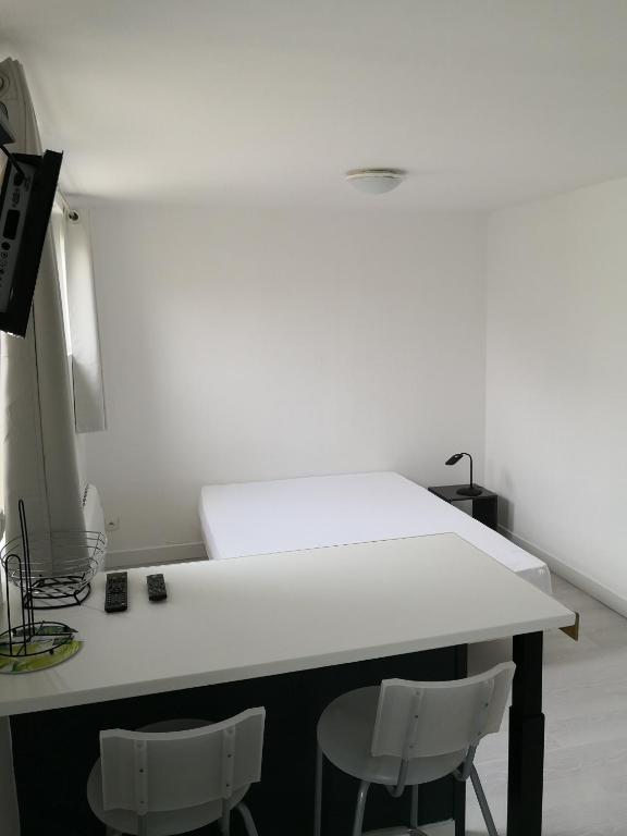 Emplacement central - 300m de la plage - studio F - 4