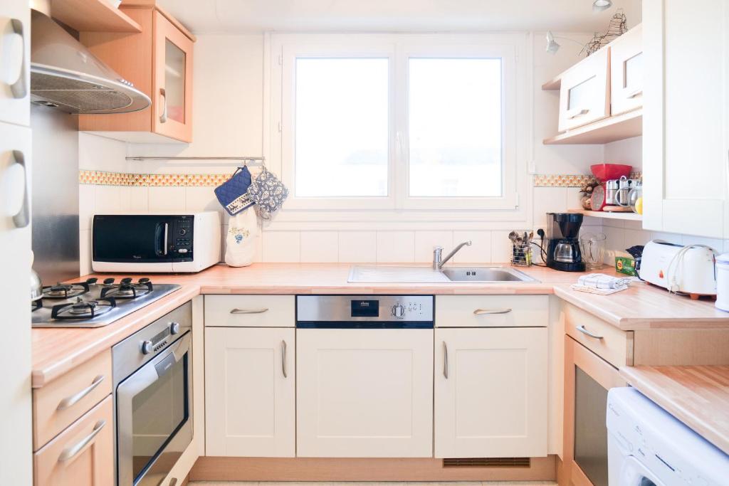 Appartement spacieux idéalement situé sur le remblai des Sables dOlonne - 3
