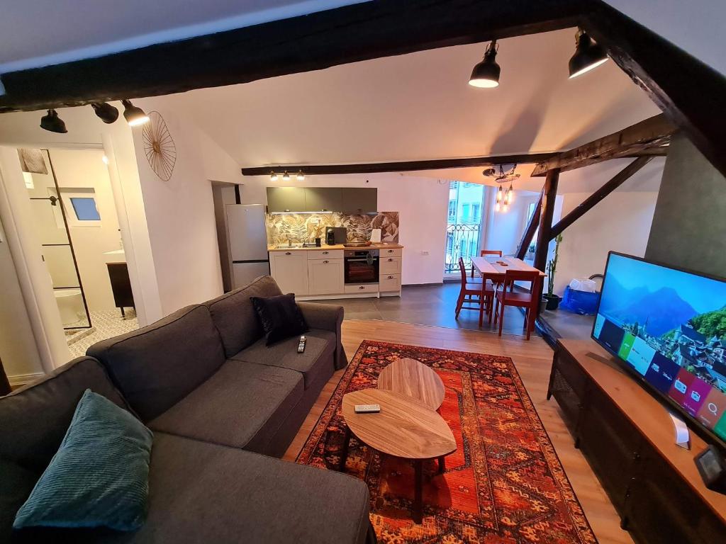 Mansarda, Belgrade - 5