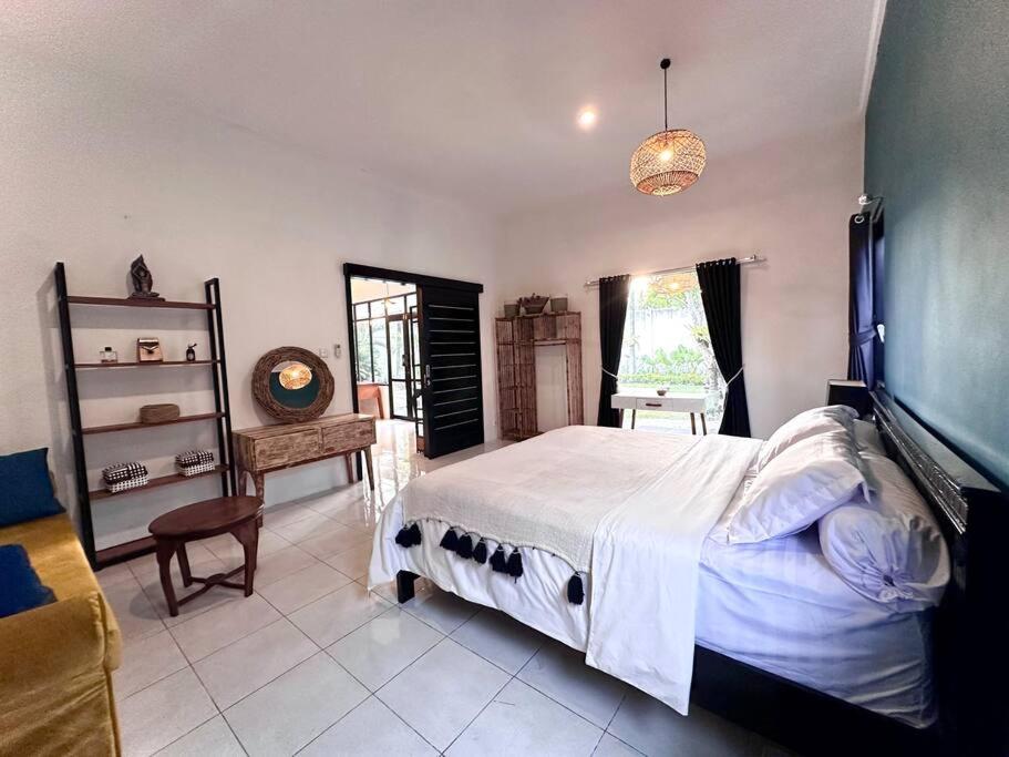 2 BR Villa Rhapsody – 5 Mins to Seminyak/Umalas