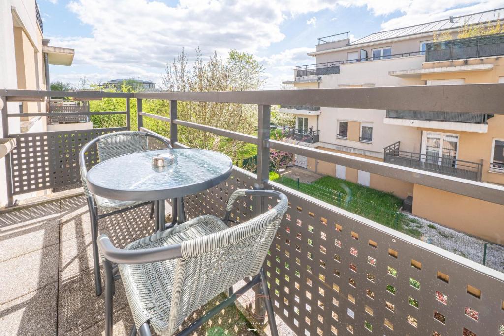 *Disneyland-Paris* 5 personnes, Parking, Wifi - 4