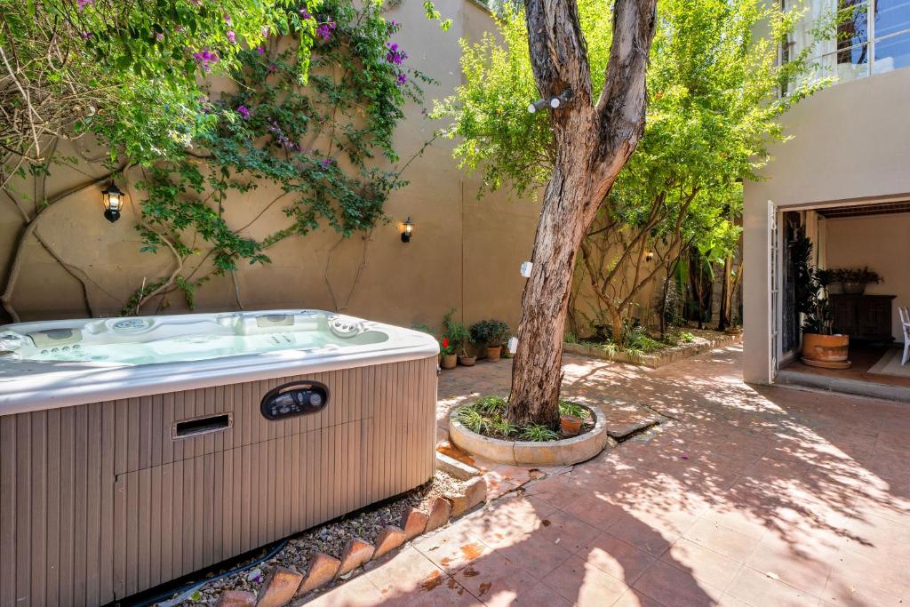 Casa Tranquilo, 4BR Home by Rosewood with Hot Tub - 2