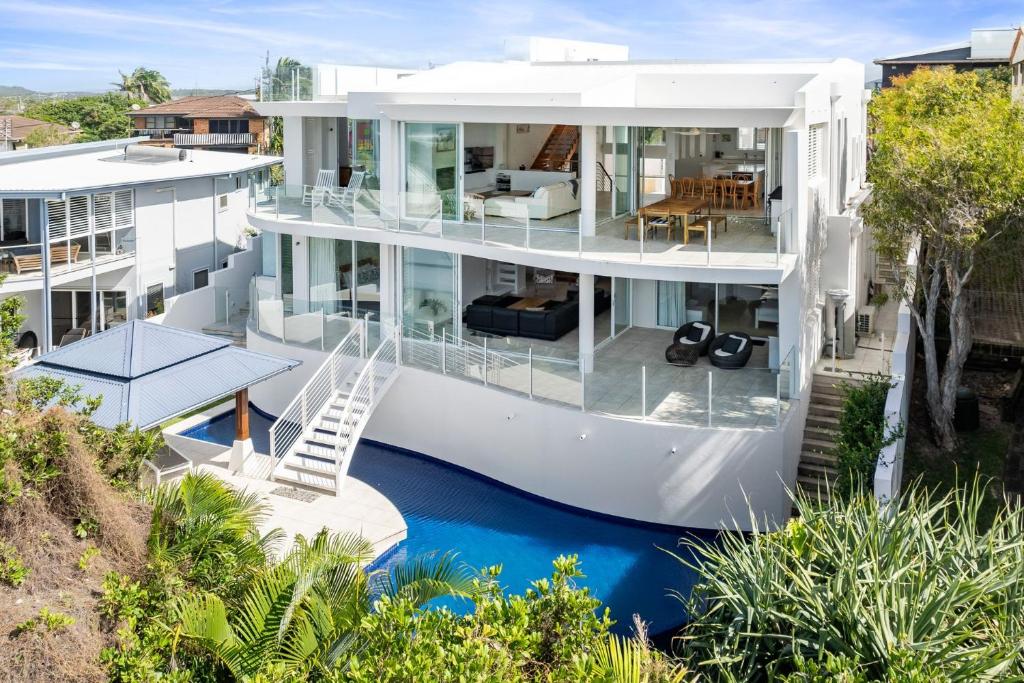 7 on Pelican Street Peregeian Beach, Peregian Beach