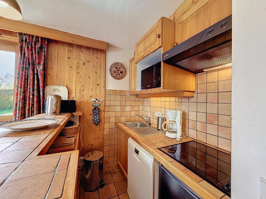 Appartement Mont Blanc : 2 chambres, terrasse, parking et équipements modernes - 5