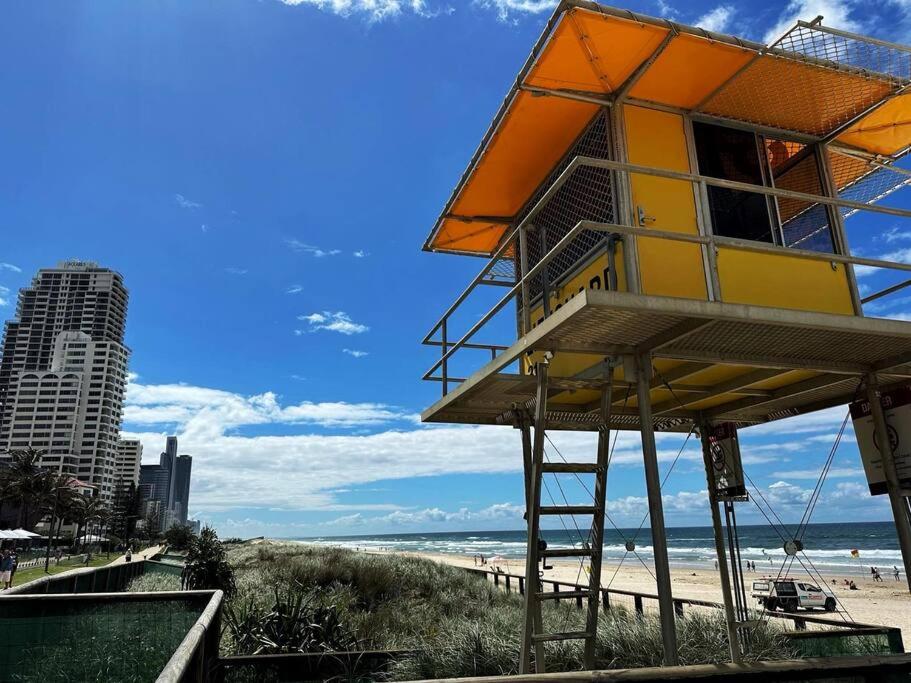 Costa Solas - 50m from the beach, Gold Coast