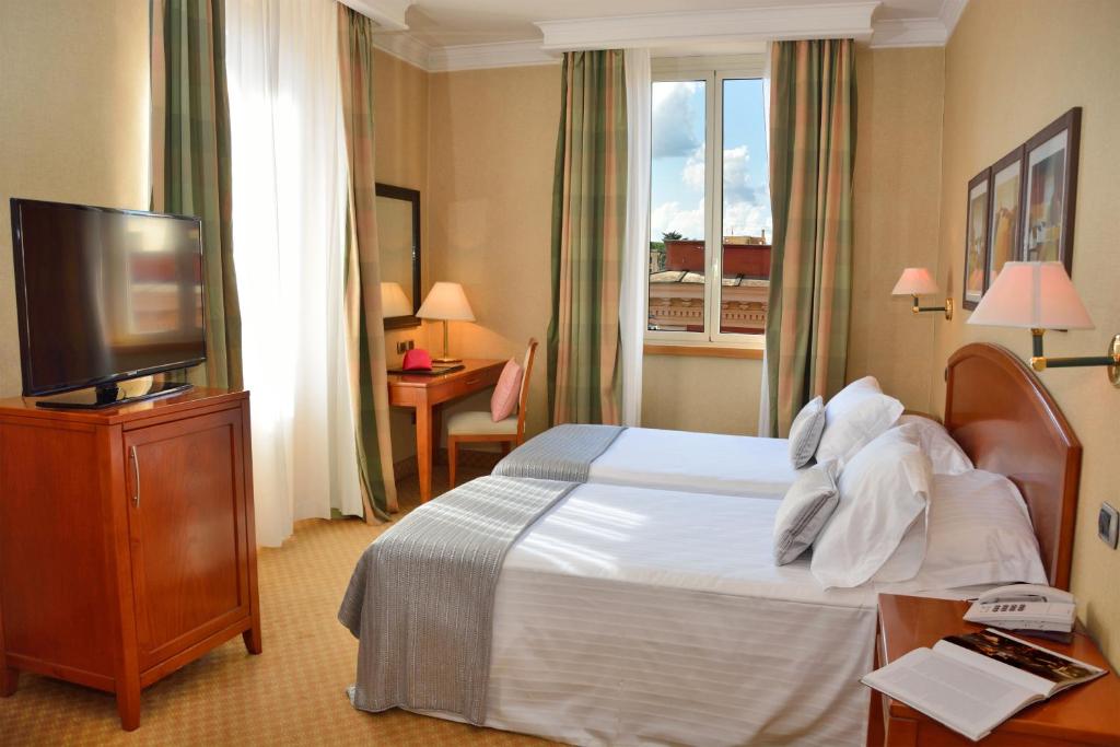 LH Hotel Lloyd Roma - 4
