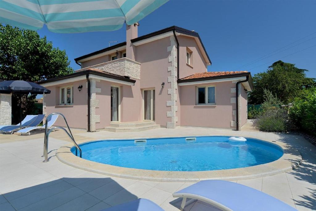 Ferienhaus mit Privatpool für 8 Personen ca 150 qm in Vržnaveri, Istrien Istrische Riviera, Poreč