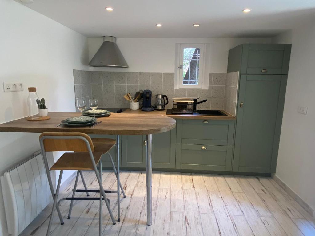 L’Oliveraie du Revest, Le Revest-le-Eaux