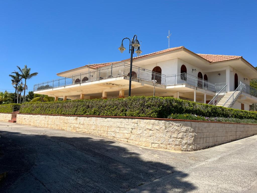 Villa Dolce Vita - Panorama a Marina Di Ragusa con parcheggio privato - 2