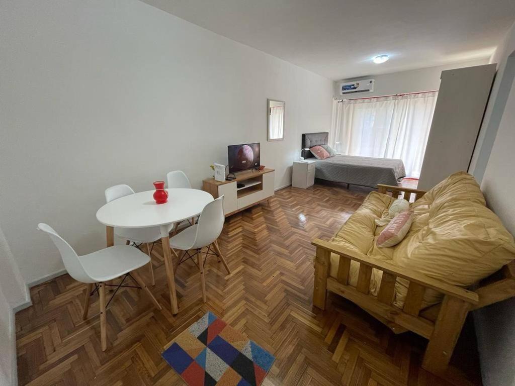 Charming Stay in the Heart of Buenos Aires 2 blocks away from Corrientes Avenue - 3