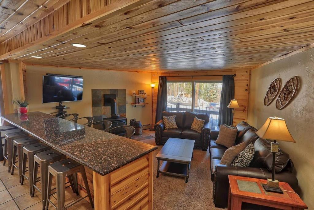 Goldcamp Launchpad Location Hike and Hot Tub, Breckenridge