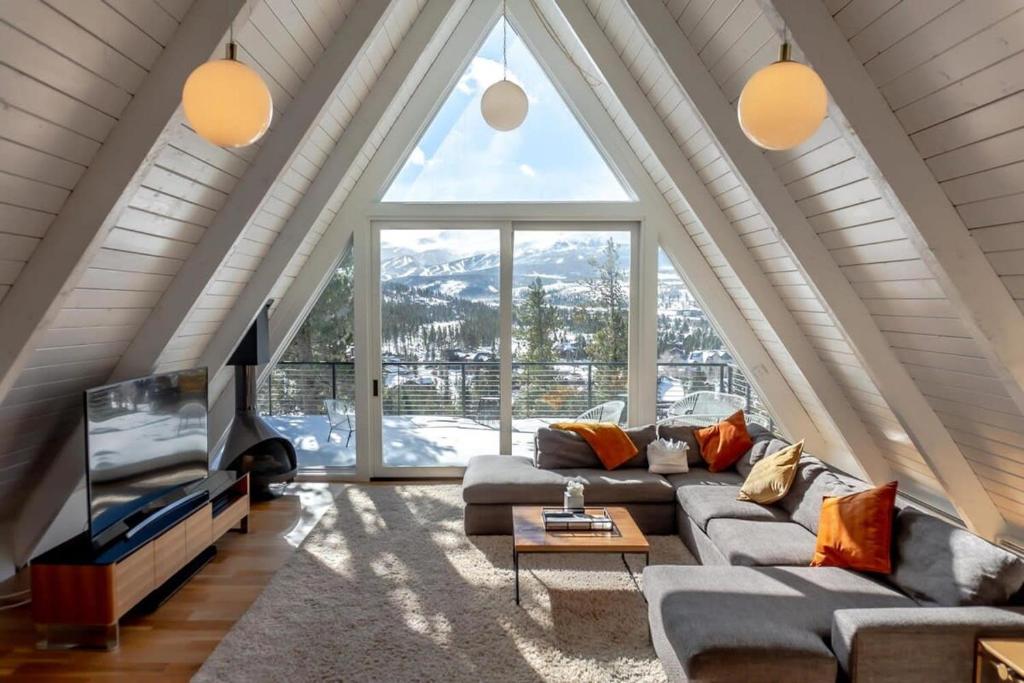 5BD Modern A Frame Close to Ski Runs and Golfing, Breckenridge