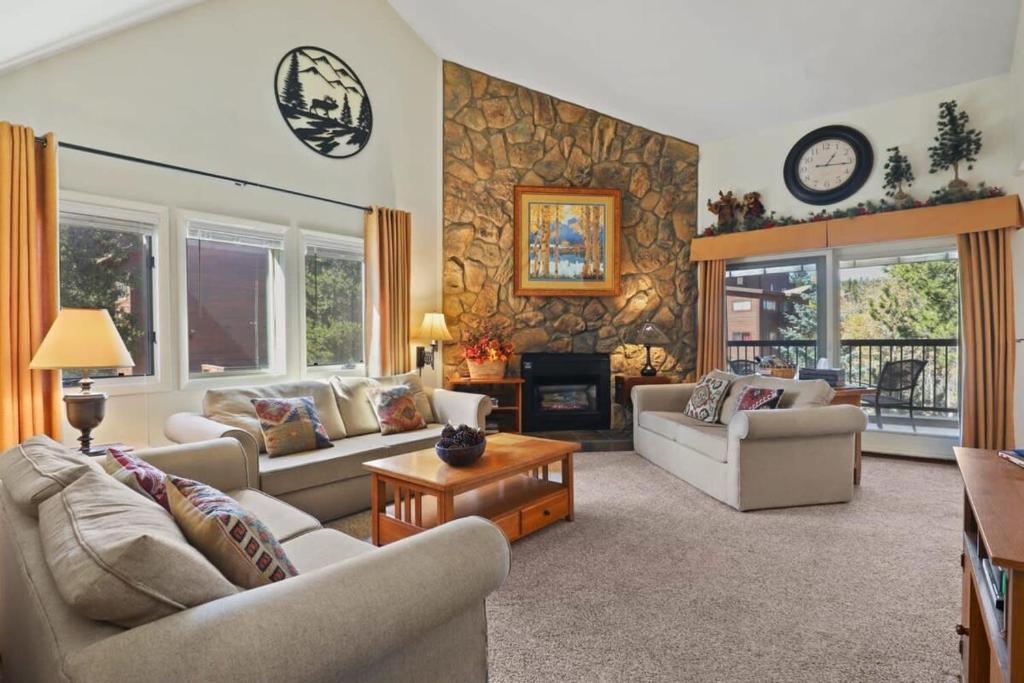 Charming 2BR Condo in the Heart of Breckenridge, Breckenridge