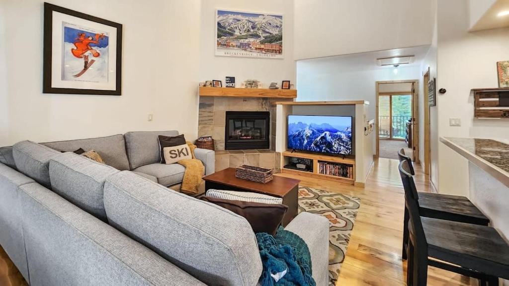 Updated 3BD 3 Blocks to Gondola, Breckenridge