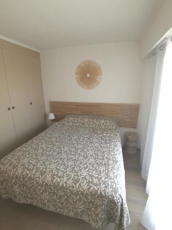 Appartement privé à 50 m de la mer, résidence avec piscine - 4