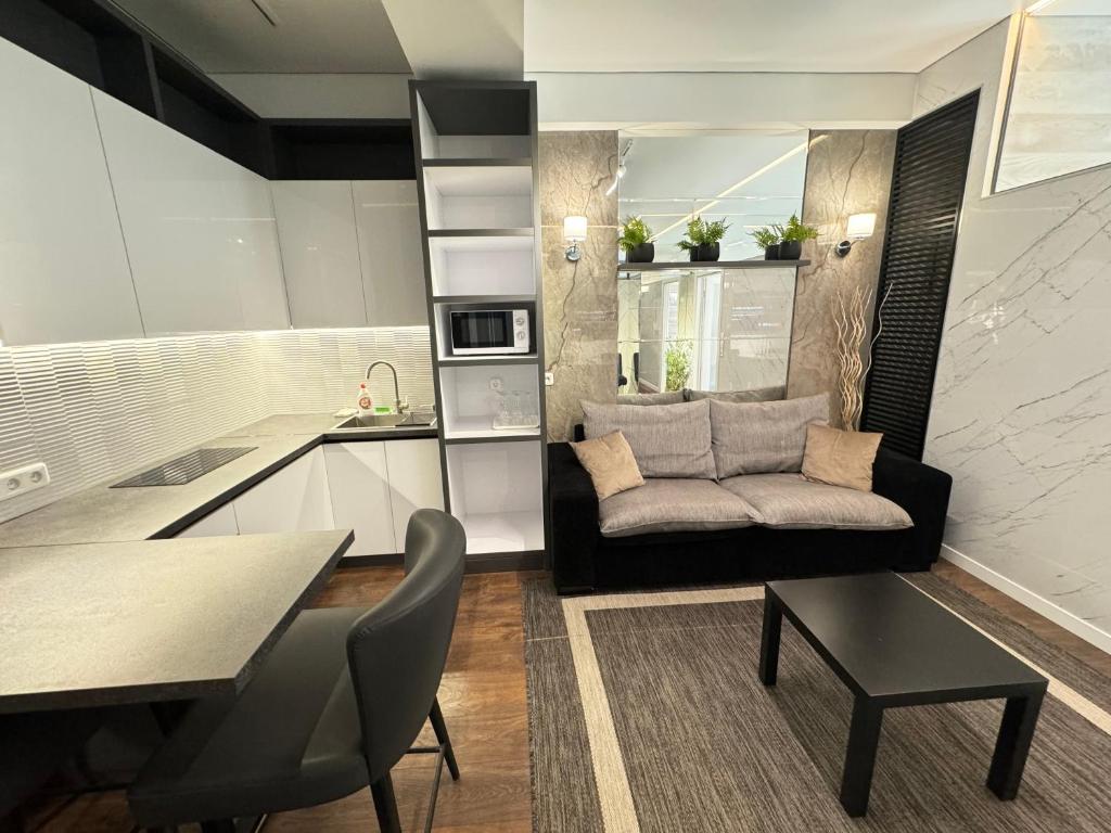 New Best Double room apartment with balcony and Chisinau, Kišiněv