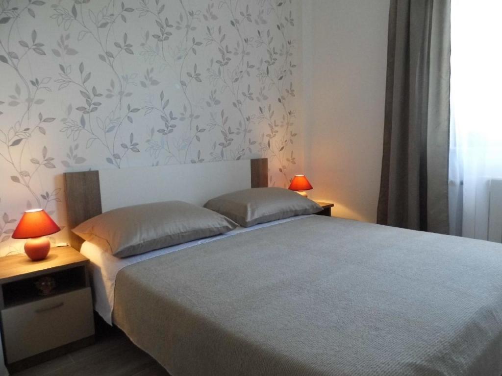 schöne gemütliche Wohnung mit Meerblick, Wi-Fi, Klimaanlage, geeignet auf sehr gute Lage,, Sveti Vid-Miholjice