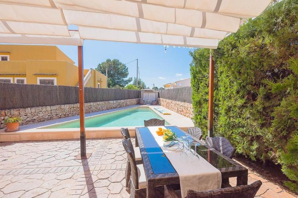 Ferienhaus mit Privatpool für 6 Personen ca 120 m in Sa Rapita, Balearen Mallorca, Sa Ràpita