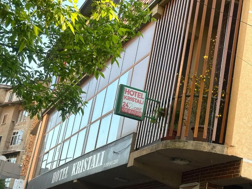 Hotel Kristali, hotel in Peshkopi
