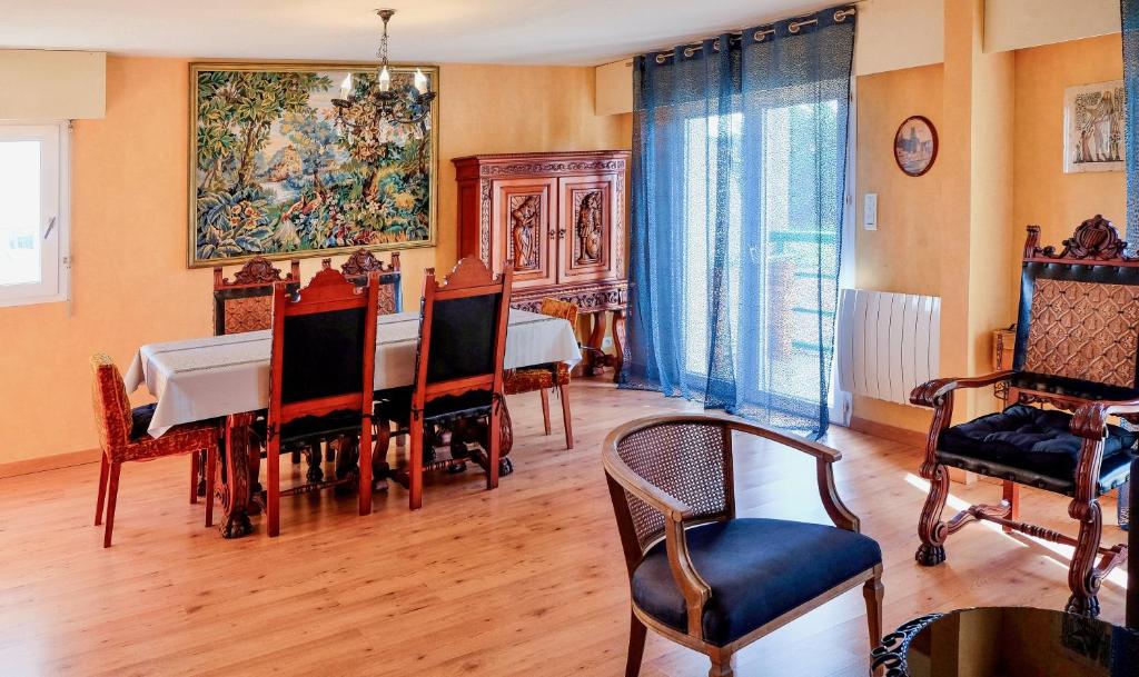 Appartement lumineux, 80m2, au calme, 10mn à pieds de la plage - 2