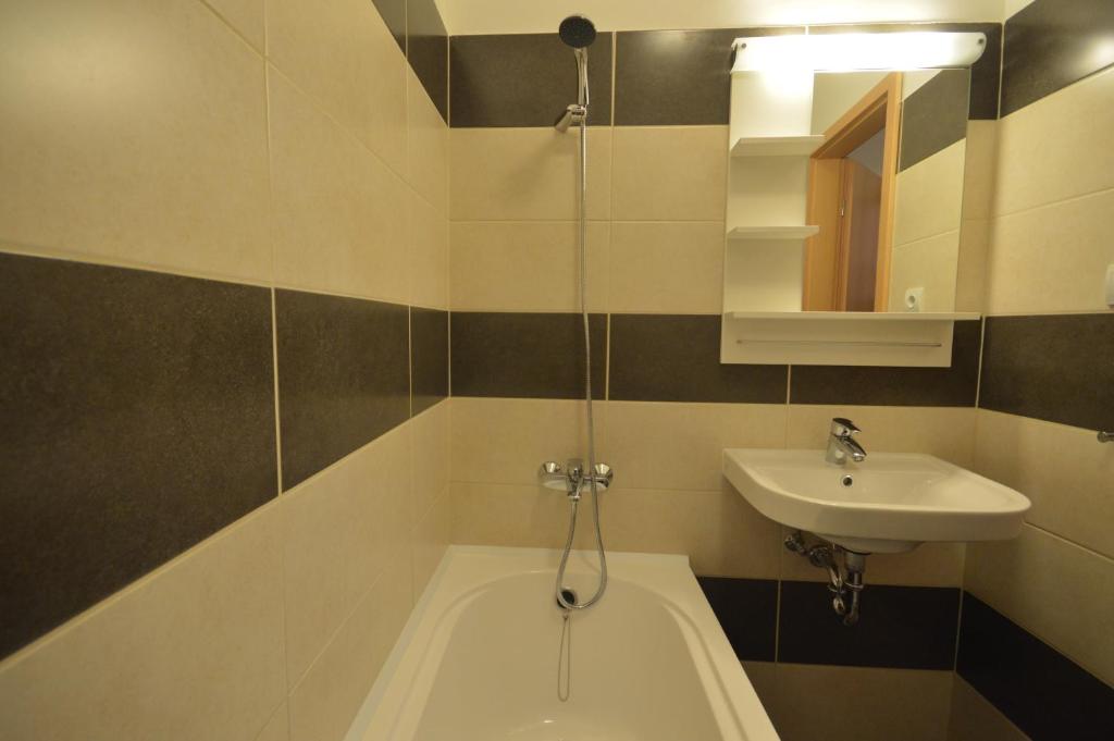 Toldi Apartments Pecs photo