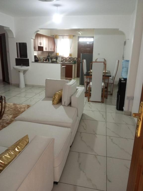 Kilimanjaro Splendor - 3BR Condo, Kisumu