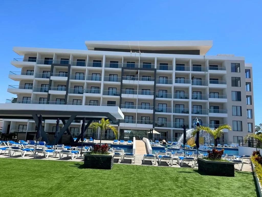 HIGH GARDEN GRAND HOTEL, Hotel in Mazatlán