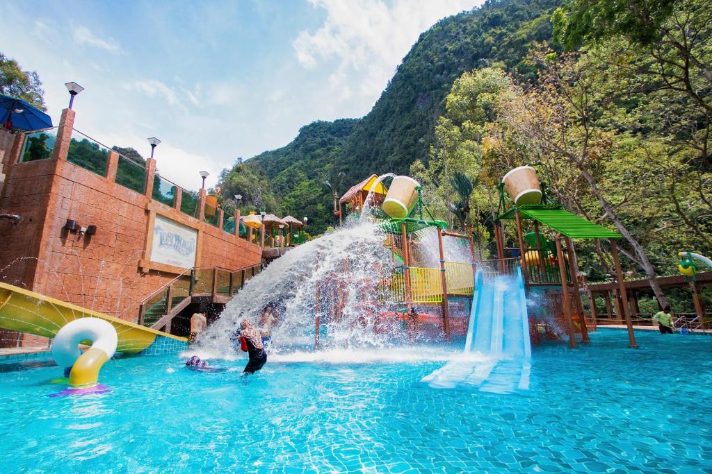 Golden Roof Hotel Sunway Ipoh