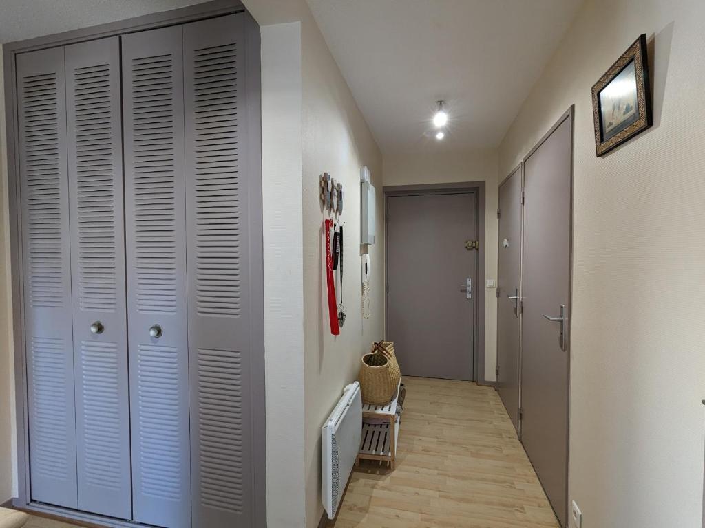 "Arcachon Centre - Agréable T2 avec Balcon, Parking Sécurisé et Équipement Bébé" - FR-1-420-64 - 5