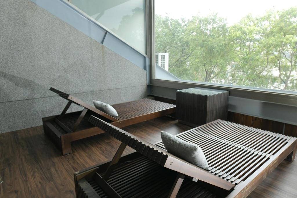 湖山風景旅館 Sun-View Motel