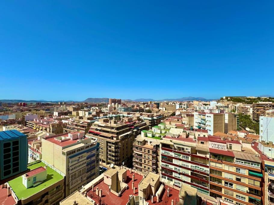 Estudio en el centro de Alicante - 2