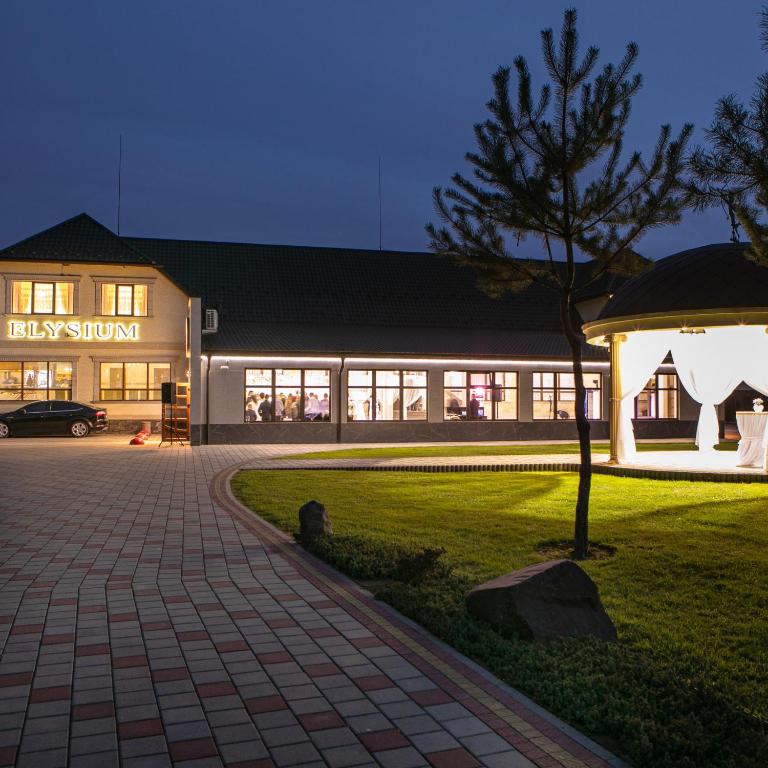 Hotel ELYSIUM, Irshava