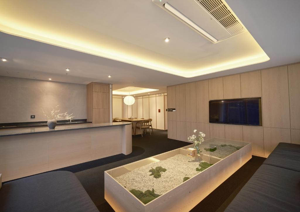 UH Suite Seoul Deoksugung