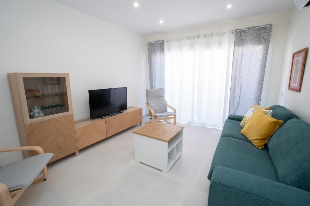 PEÑAFLOR I 2D MENYBER, Nerja