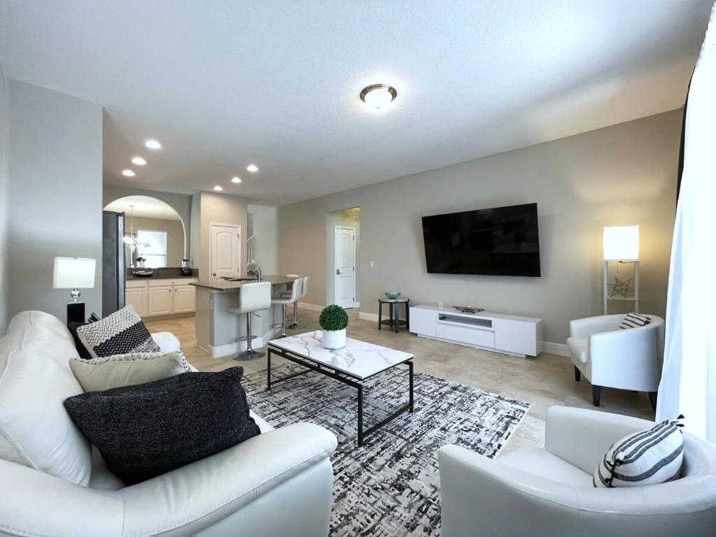 Gorgeous 5Bd Pool Spa Gm Solterra Resort-5262WW, Davenport