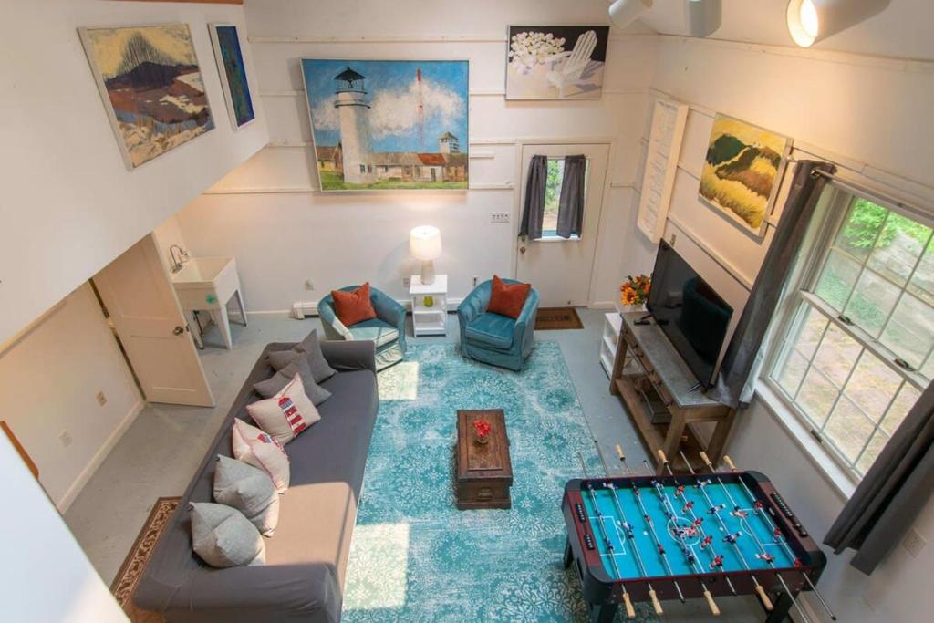 Retro Wellfleet Home! Updated for 2023!
