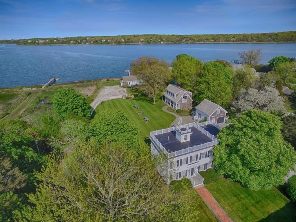 Waterfront Fun at this Huge Family Estate, Eastham