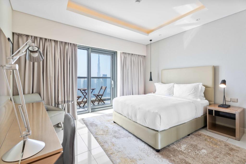 ALiving- Supreme 2BR in Paramount Business Bay DAMAC towers 6102, Dubái