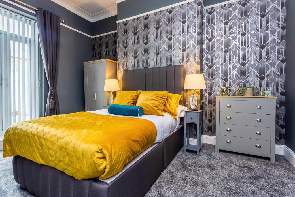 Room 01 - Sandhaven Rooms - Double, South Shields