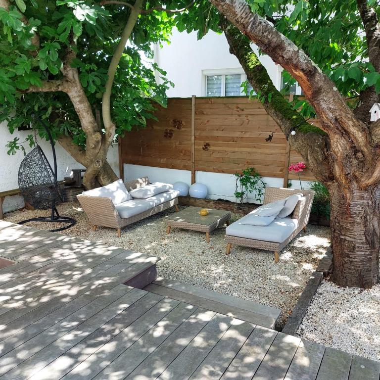 Maison familiale avec jacuzzi et piscine - 2