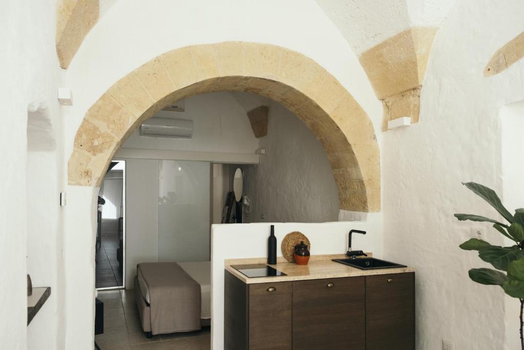 Kitchen, Mediterranee Suite in Lecce