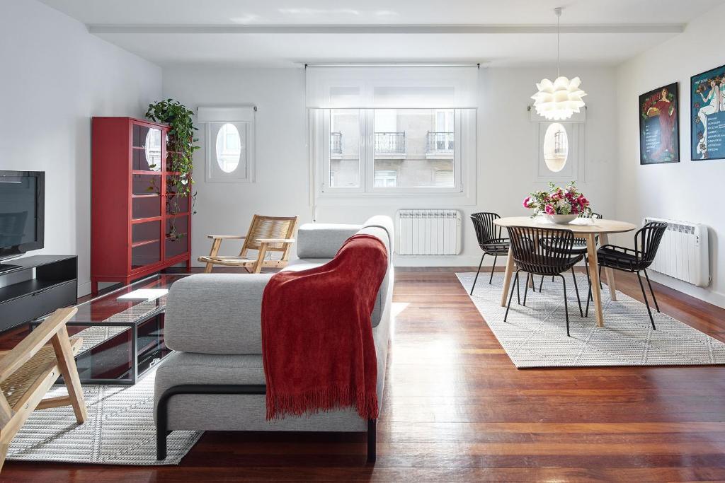 Aldamar - The Rentals Collection, San Sebastián