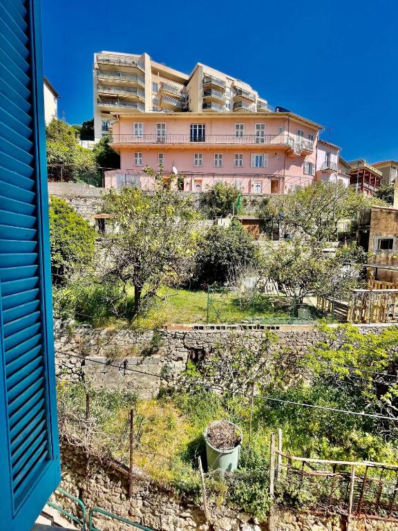 charming T2 - 2 minutes walk from Monaco - 5