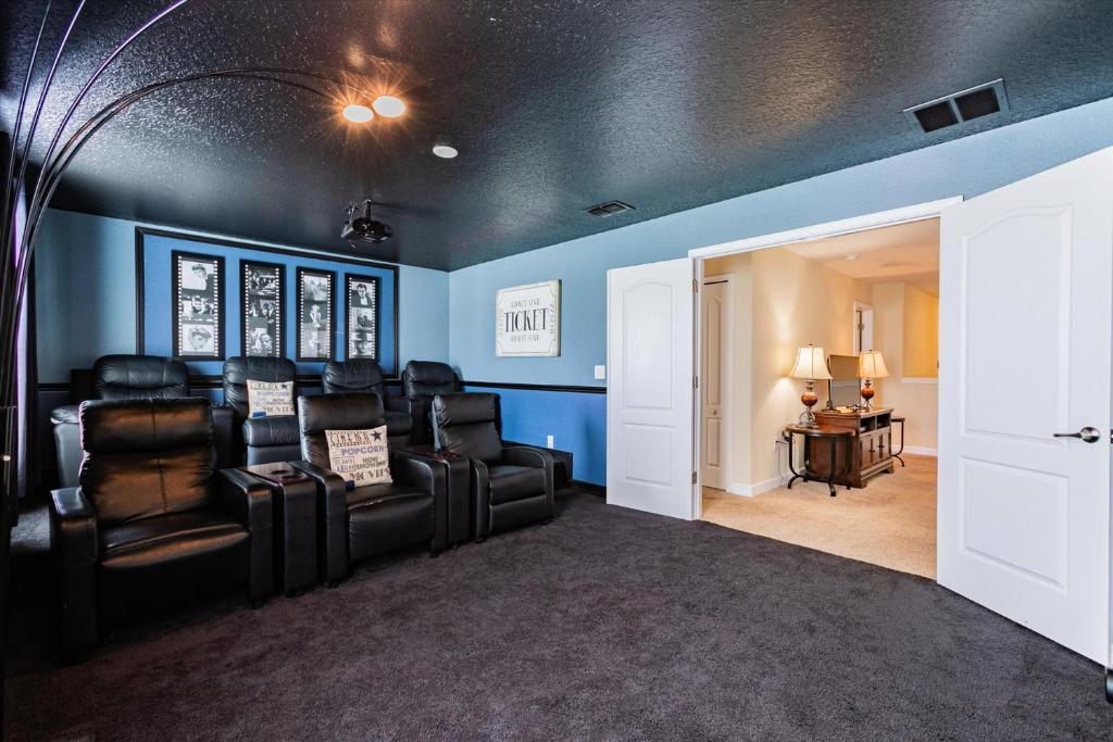 1466 Myrtlewood, Davenport