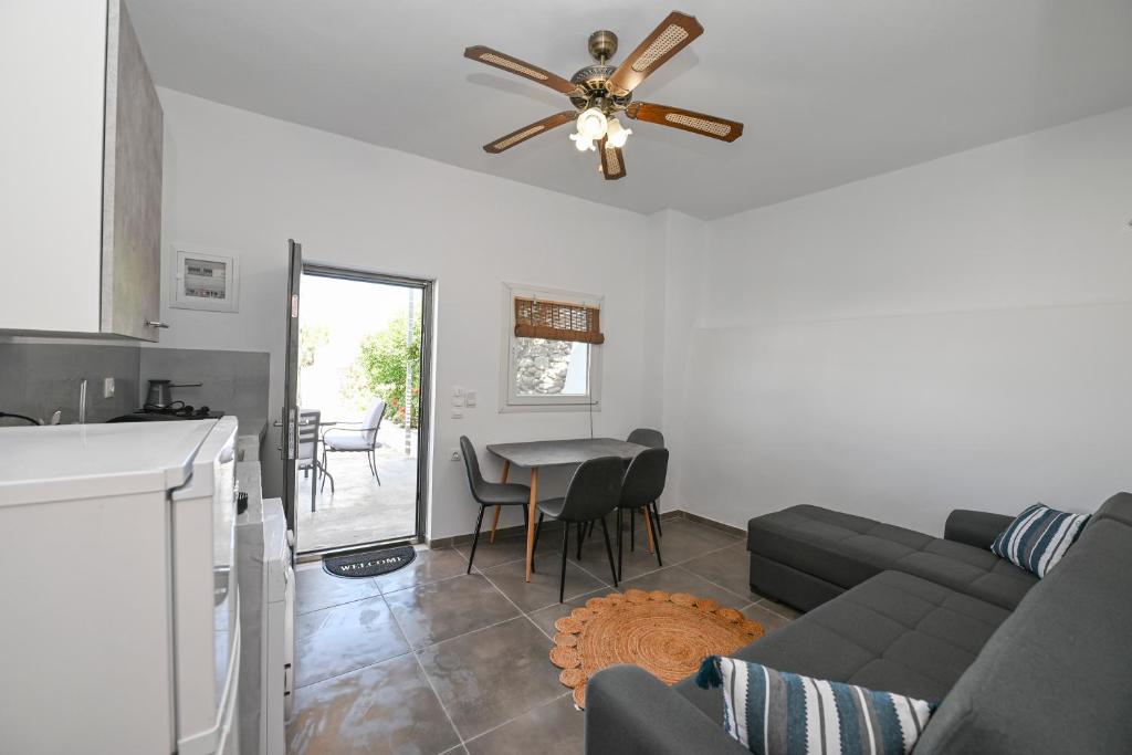 kleris apartment 11, Tinos